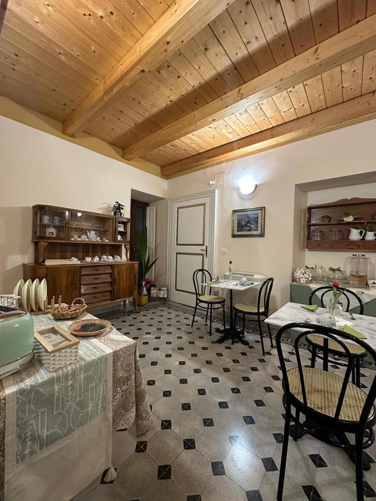 Hotel Residenza Gonzaga Serracapriola Exterior foto